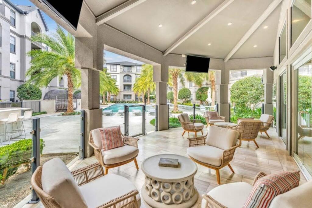 Ferienwohnung Chic Retreat-Walk To Nrg-Pool Houston Exterior foto