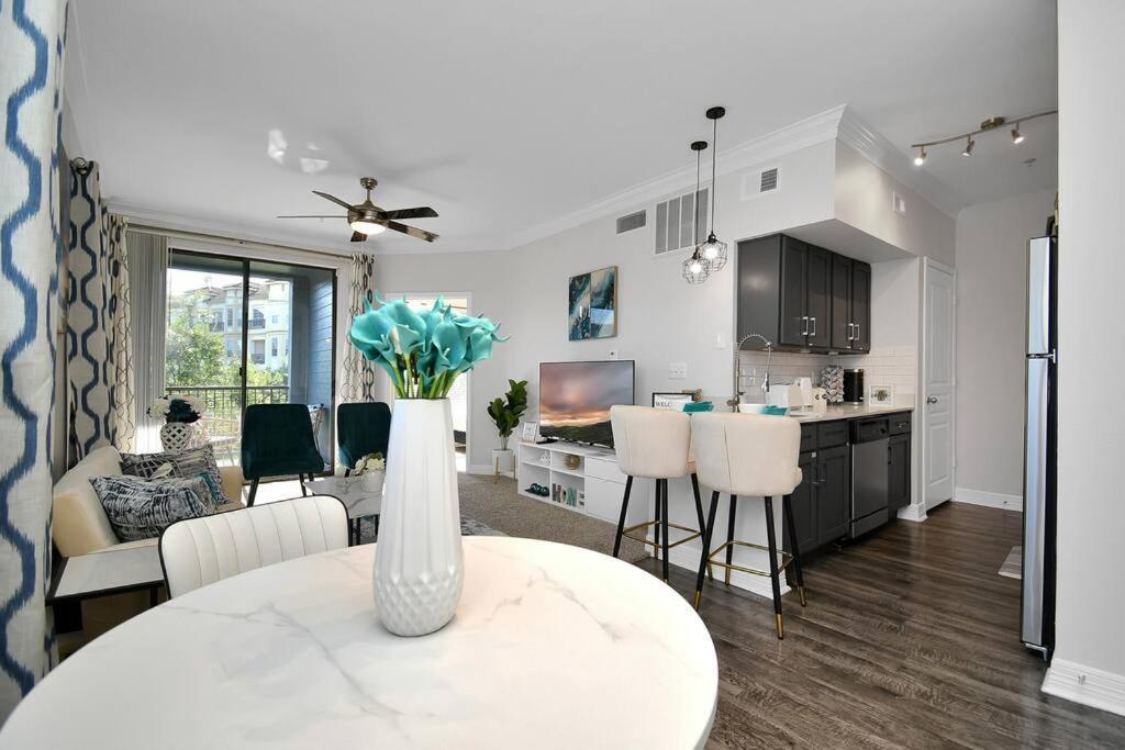 Ferienwohnung Chic Retreat-Walk To Nrg-Pool Houston Exterior foto